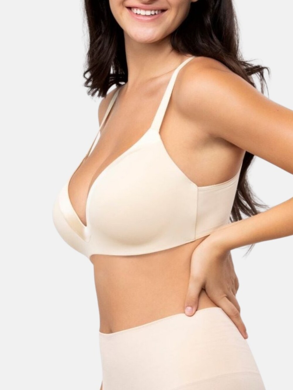 Underoutfit Satin Grace 1258 XL Sand Wireless Seamless 3D Molded Bra Soft